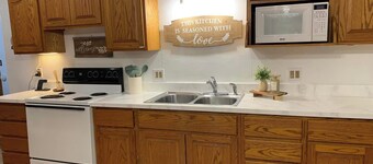 Legacy House Studio Apartment