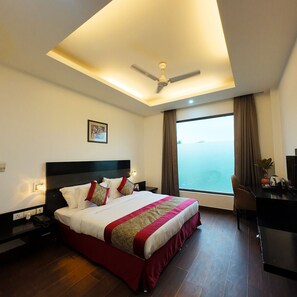 Superior Room, City View | Desk, laptop workspace, free WiFi, bed sheets - ACE 7 Hotel and Residence (Gurugram)