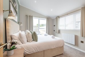 3 soverom, skrivebord, strykejern/-brett og wi-fi (inkludert)