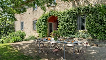 Ristorazione all'aperto