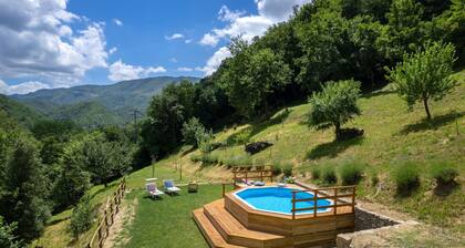 Country House / Farm House in Gricignano with 2 bedrooms sleeps 6