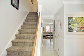 Interior - In the heart of the village. 2 bedroom condo (Saint Simons Island)