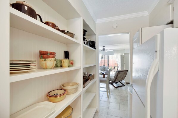 Interior - In the heart of the village. 2 bedroom condo (Saint Simons Island)