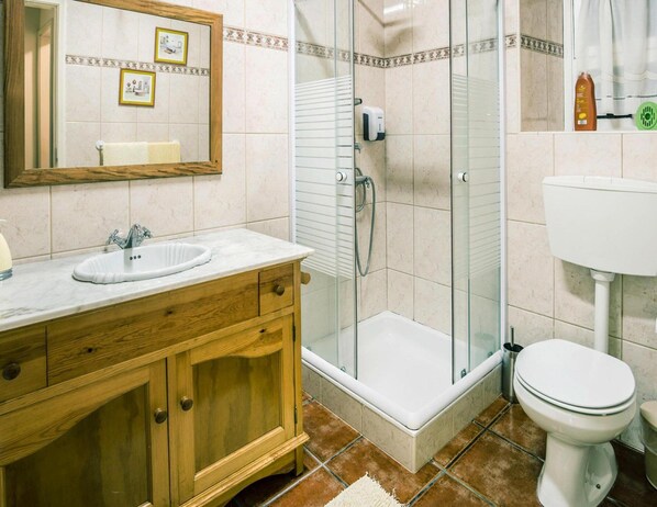 House | Bathroom - Holiday Home, Lomba da Fazenda, Sao Miguel, Azores (Nordeste)