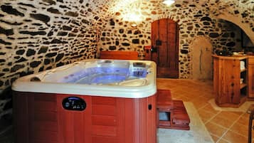 Apartment | Interior