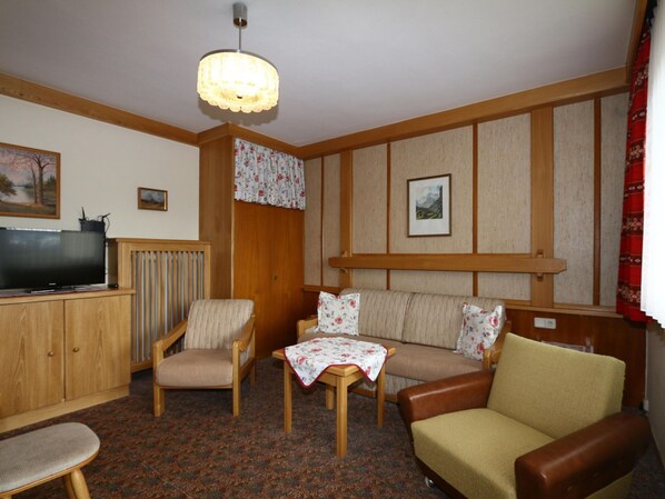 Apartment | Living area