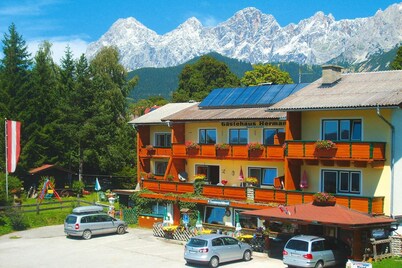Apartment in Vorberg Near Dachstein Glacier