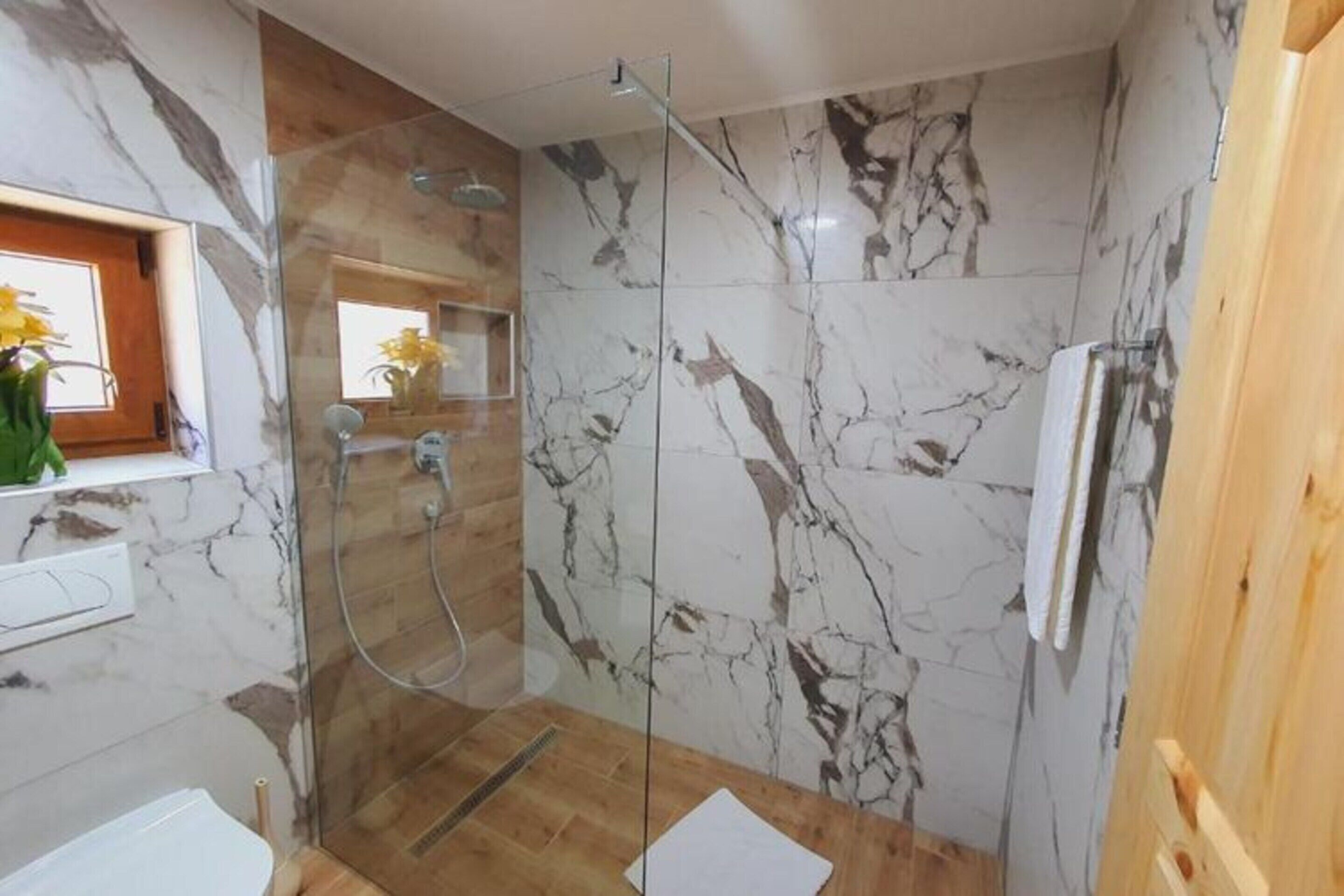 Apartment | Bathroom