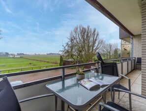 Apartment | Balcony - Ferienwohnung in Westerdeichstrich (Westerdeichstrich)