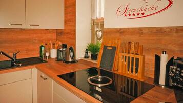 Apartment | Eigene Küche | Wasserkocher, Toaster