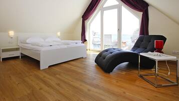 Casa | 4 quartos, individualmente mobiliados, roupa de cama