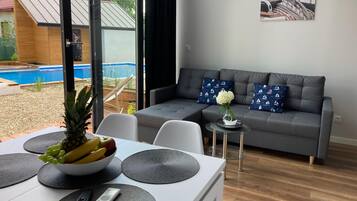 House | Dining