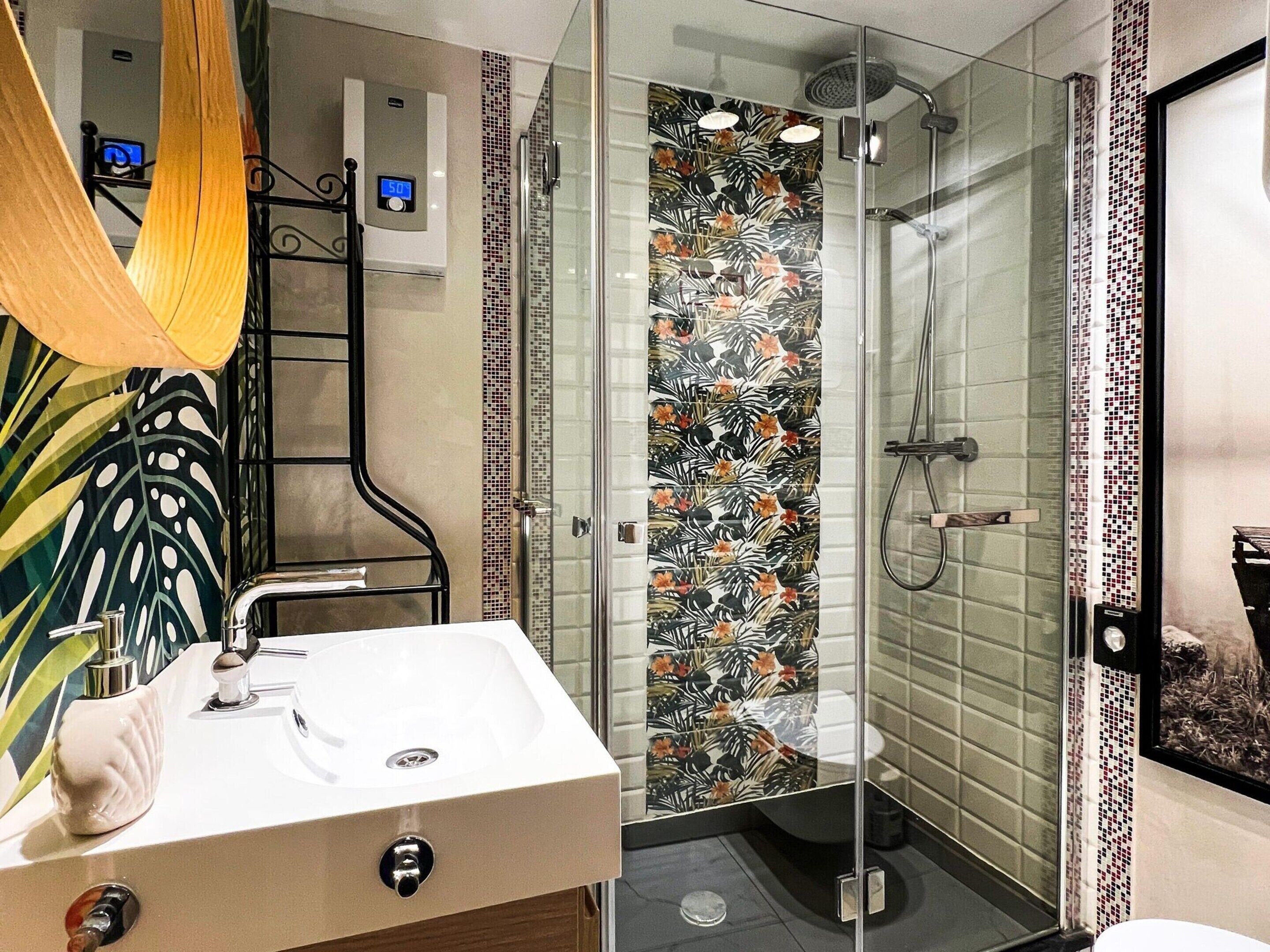 House | Bathroom