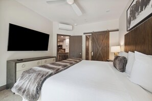2 bedrooms, iron/ironing board, travel crib, WiFi