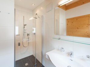 Apartemen | Kamar mandi