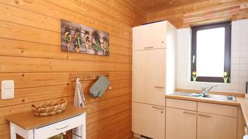 House | Private kitchen | Electric kettle, toaster