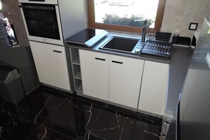 House | Private kitchen | Electric kettle, toaster, high chair - Holiday Home Near Baltic Sea Swinoujscie (Swinoujscie)