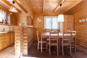 House | Dining