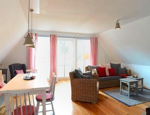 Apartment | Living room - Ferienwohnung in Wyk auf Foehr (Wyk auf Foehr)
