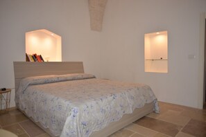 House | Exterior - Villa in Puglia Near Ostuni Marina (Ostuni)