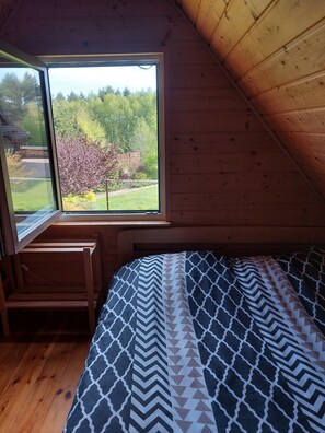 House | 2 bedrooms, individually furnished, bed sheets