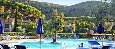 Apartment | Pool | Outdoor pool