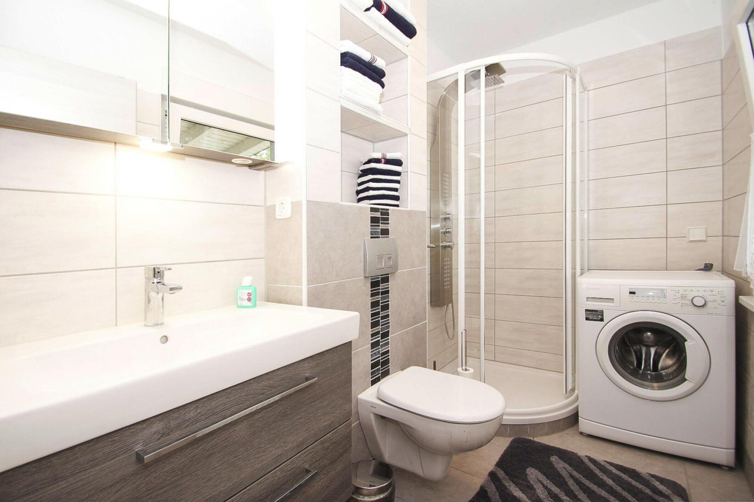 House | Bathroom