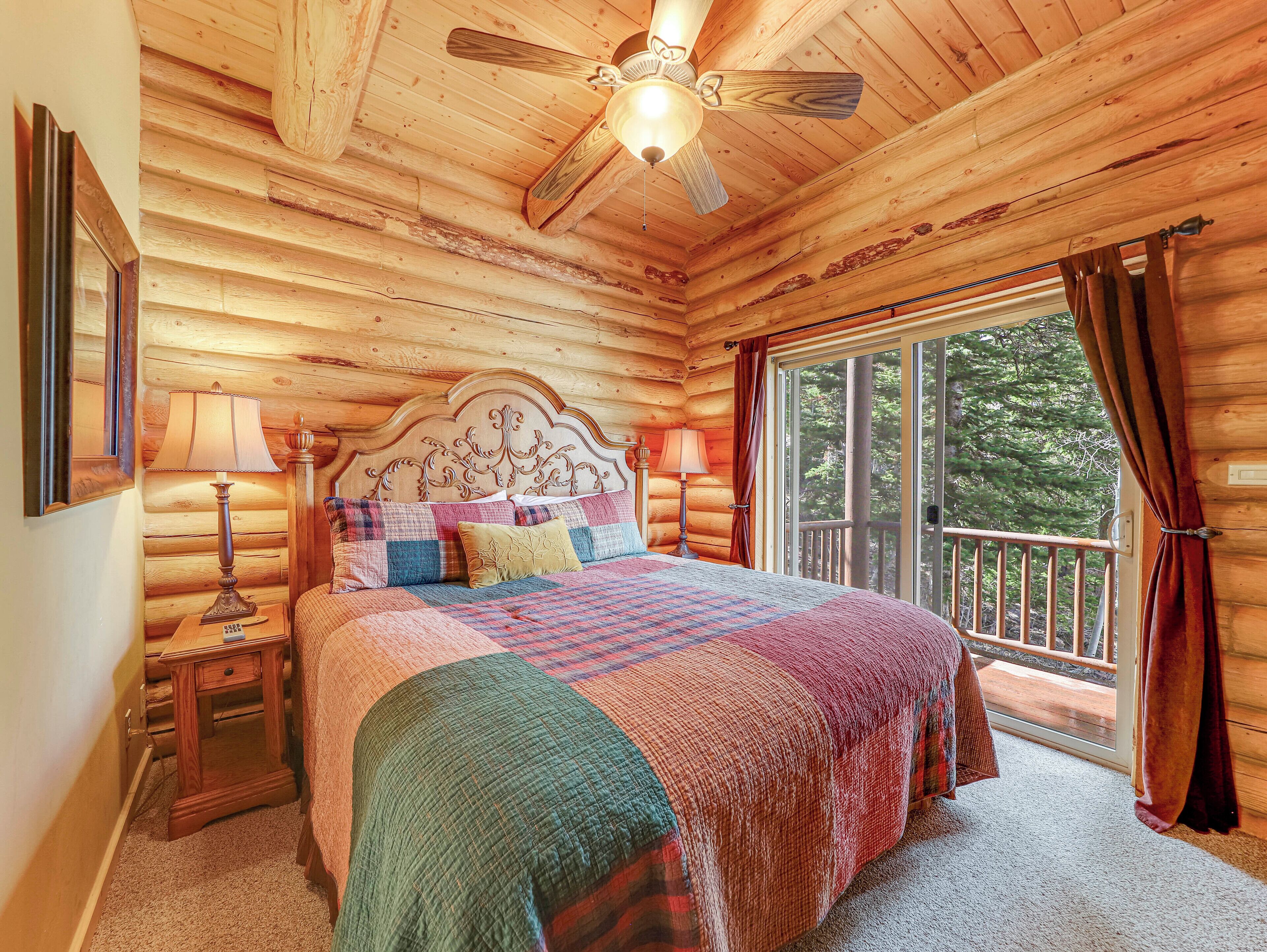 3 bedrooms, desk, free WiFi, bed sheets