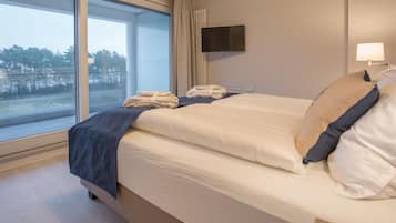 Apartment | 1 bedroom, individually furnished, bed sheets