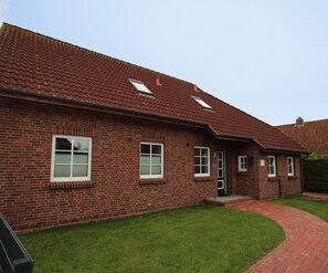 Apartment | Exterior - Ferienwohnung Deichblick in Nessmersiel (Dornum)