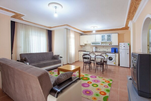 Comfort House, Balcony, City View