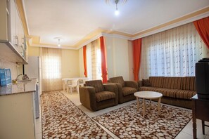 Maison Confort, balcon, vue sur la ville | 1 chambre, bureau, espace de travail pour ordinateurs portables