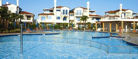 Appartamento | Piscina | Piscina all'aperto