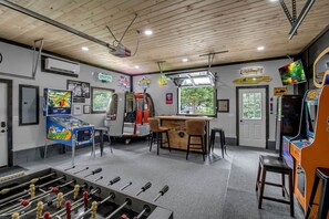Games room - Gondola House | Hot tub, Arcade, Walkable Getaway, Fun Central! Game Room, Hot Tub, Steps to Village... (Ellicottville)