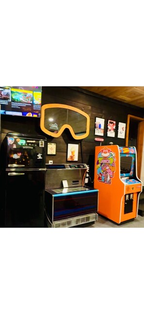 Games room - Gondola House | Hot tub, Arcade, Walkable Getaway, Fun Central! Game Room, Hot Tub, Steps to Village... (Ellicottville)