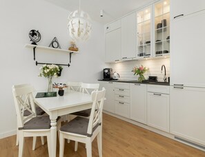Apartment | Dining - Apartment Close to the Sea, With Pool and Sauna (Rewal)