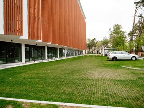Apartment | Exterior - Apartment Close to the Sea, With Pool and Sauna (Rewal)