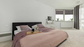 Apartment | 1 bedroom, individually furnished, iron/ironing board