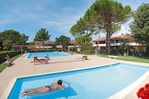 Apartment | Pool | Outdoor pool