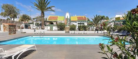 House | Pool | Outdoor pool