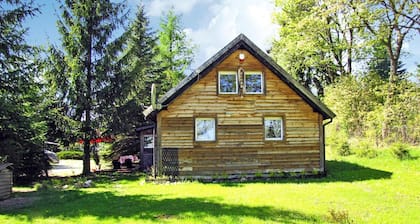Cottage With Large Garden Near Lake