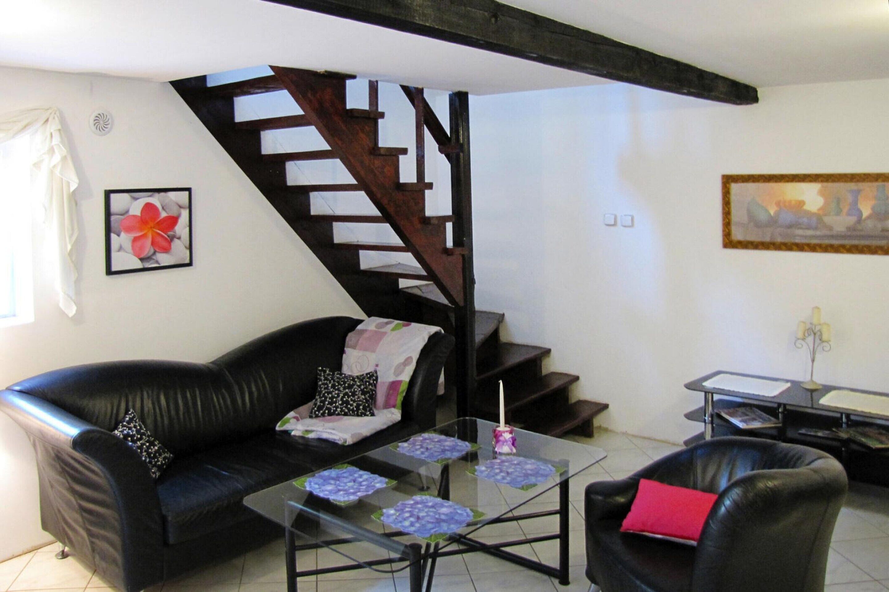 House | Living area | Fireplace