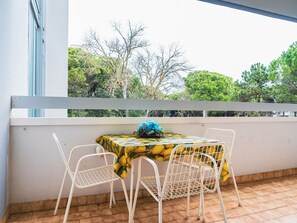 Apartment | Dining
