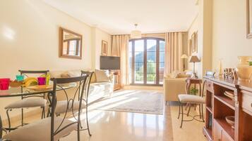 Apartment | Living room