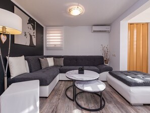 Apartment | Living area - Apartments Nevenka, Vir (Vir)