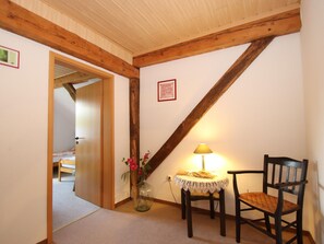 Apartment | 3 bedrooms, individually furnished