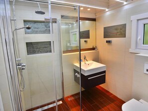 House | Bathroom