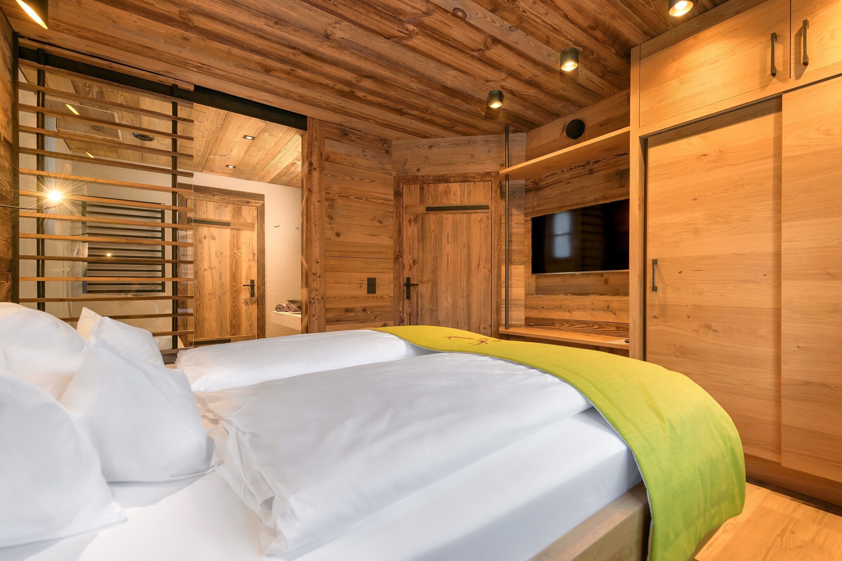 Chalet | 2 bedrooms, bed sheets