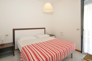 Apartamento | 2 quartos, individualmente mobiliados