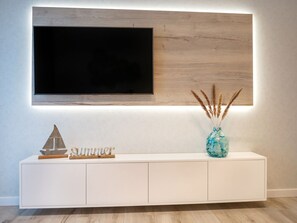 Apartment | Living room - Apartment for 4 People Near the Beach, Rewal (Rewal)